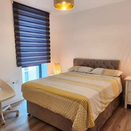Lovely Luxury Apartment Near Luton Airport 801 Екстер'єр фото